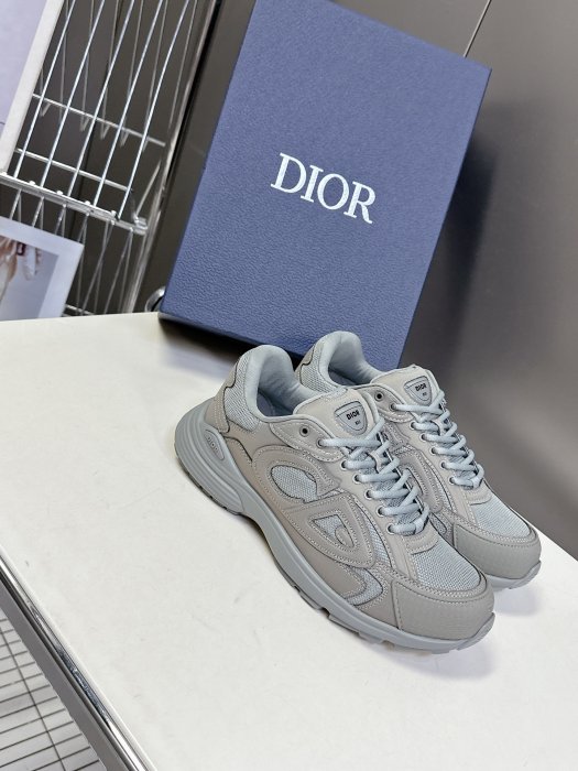 Кроссовки фото 2