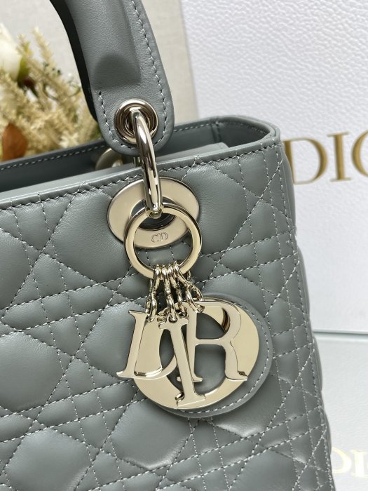 A bag women's Lady Dior 24 cm фото 2
