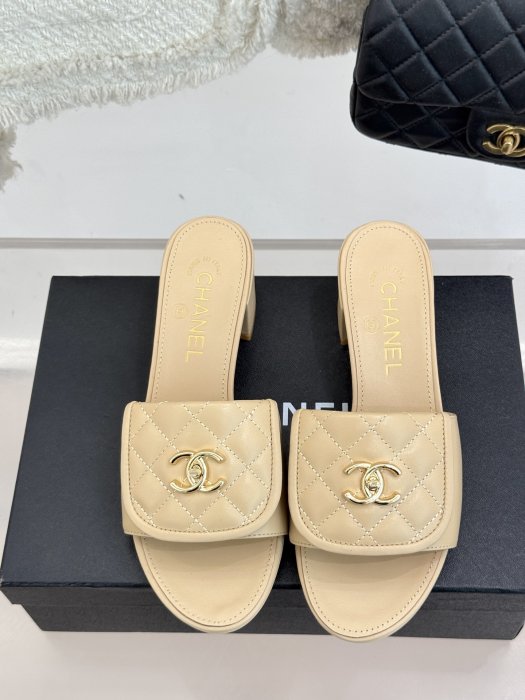 Босоножки фото 4