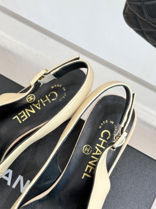 Босоножки фото 8