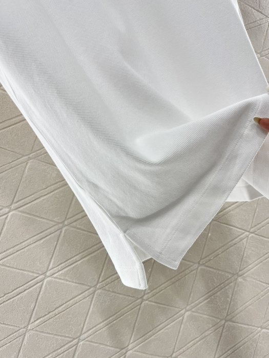 Футболка жіноча фото 8