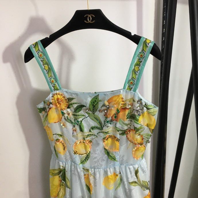 Bright dress on straps from print lemon фото 2