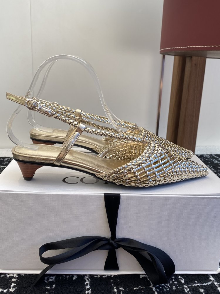 Босоніжки фото 2