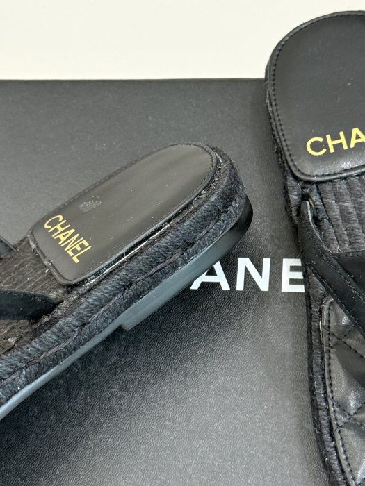 Шлепанцы женские фото 6