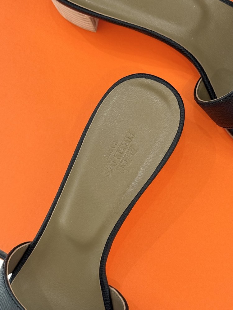 Босоножки фото 8