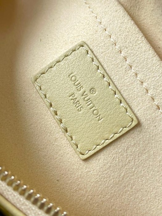 Сумка женская OnTheGo East West M11273 25 см фото 9