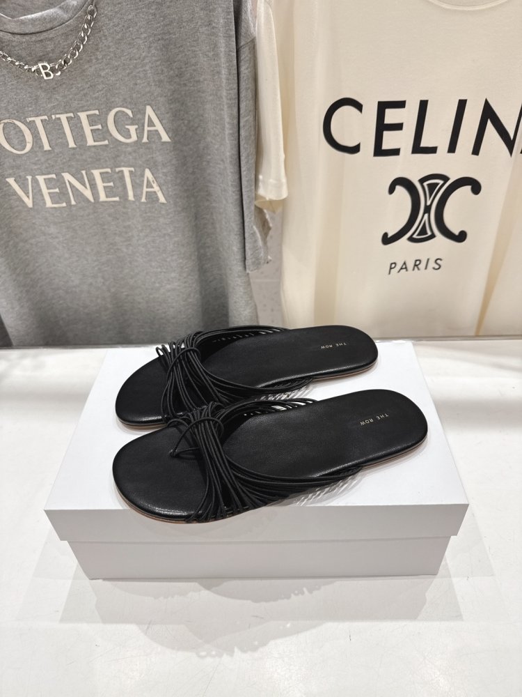 Шлепанцы женские фото 5