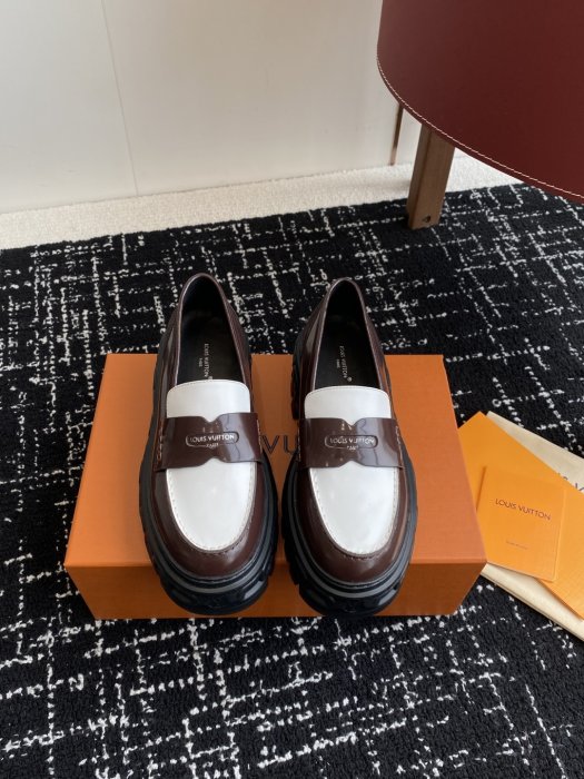 Туфли женские