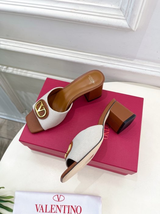 Босоножки фото 5