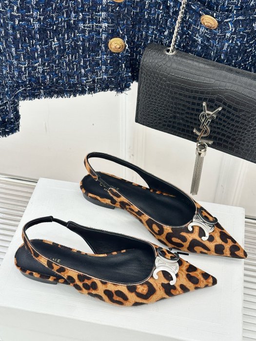 Босоножки фото 3