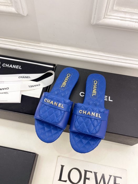 Шлепанцы фото 4