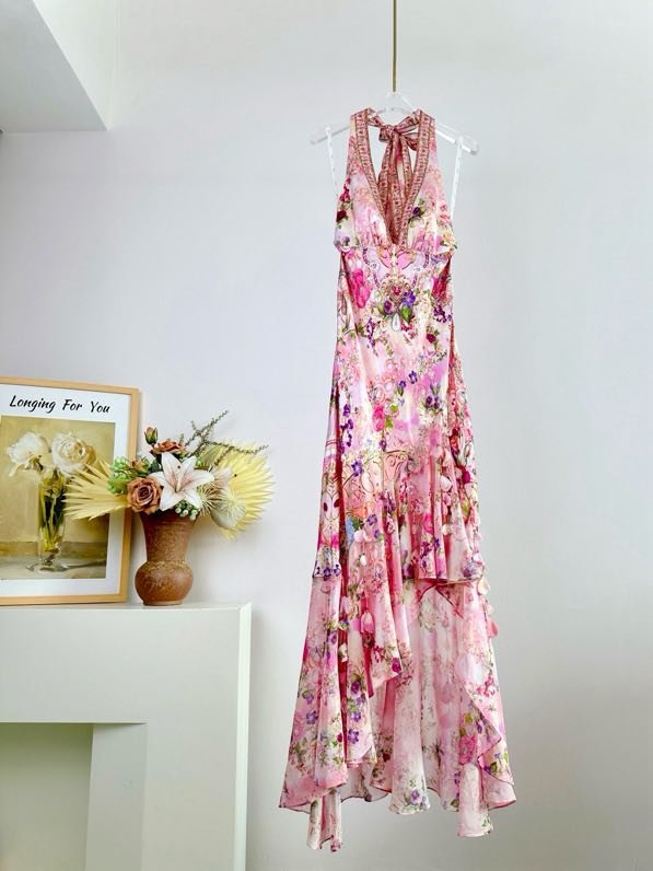 Платье CAMILLA с открытой спиной и оборками