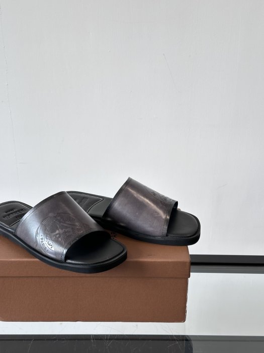 Шльопанці чоловічі фото 8