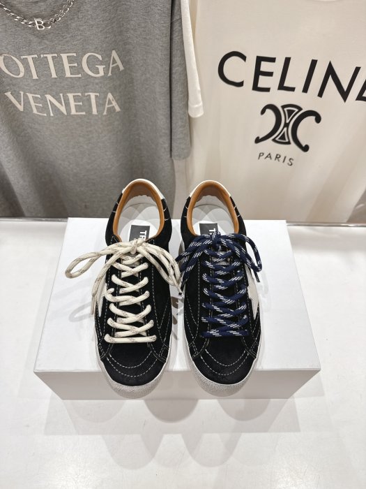 Кроссовки Golden Goose