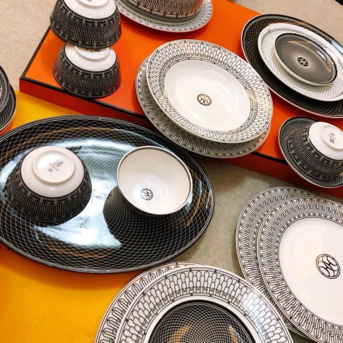 Набор фарфоровой посуды из 28 предметов H-Deco фото 2