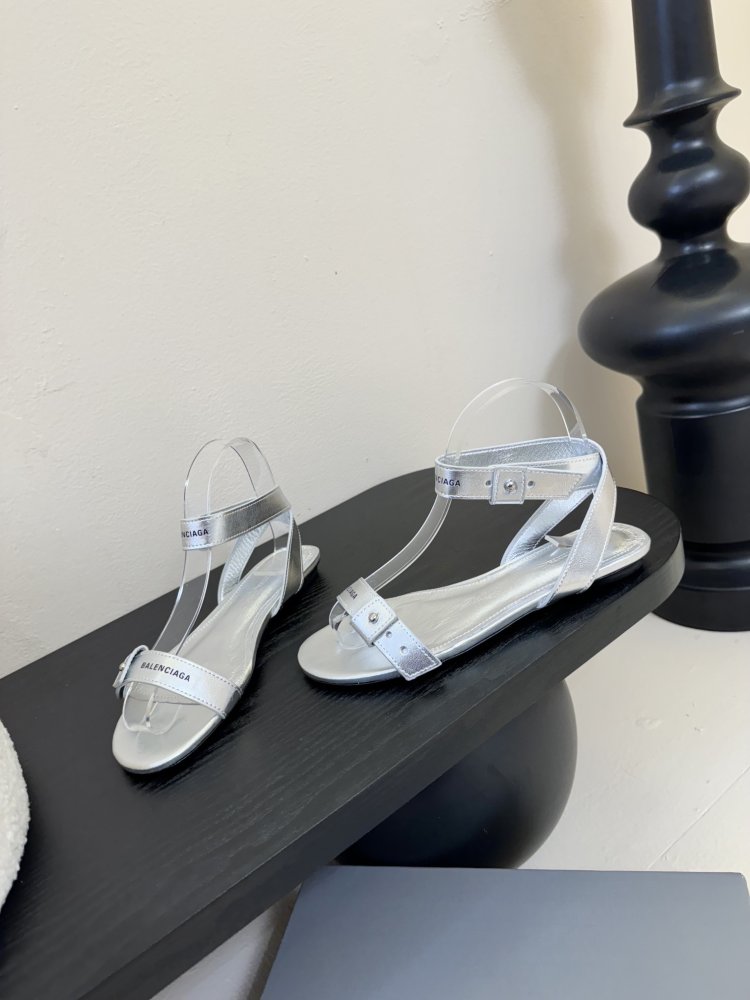 Босоніжки фото 3