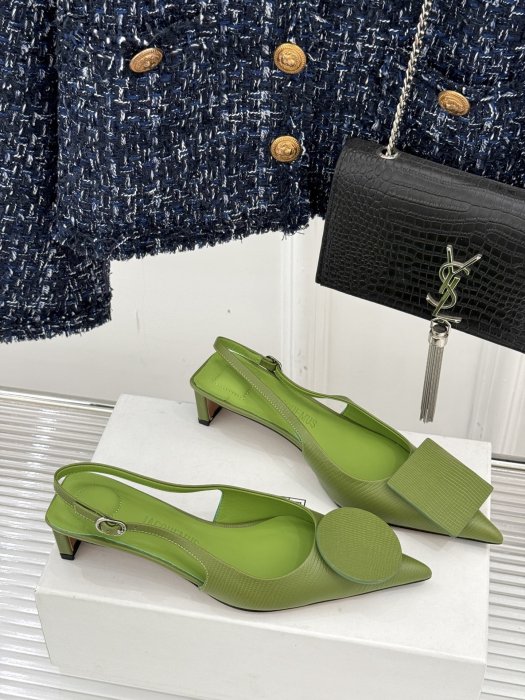 Босоножки фото 3