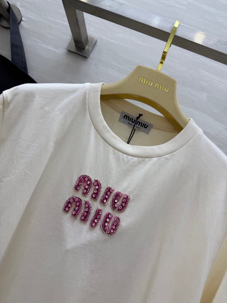 Футболка жіноча фото 2