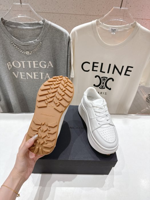 Кроссовки фото 9