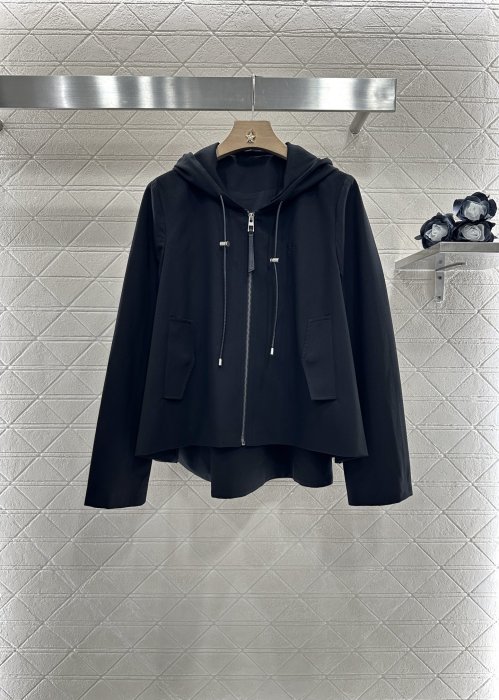 Кофта жіноча