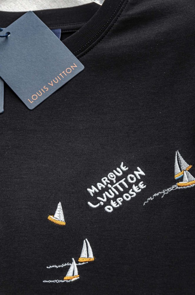 Футболка чоловіча фото 3