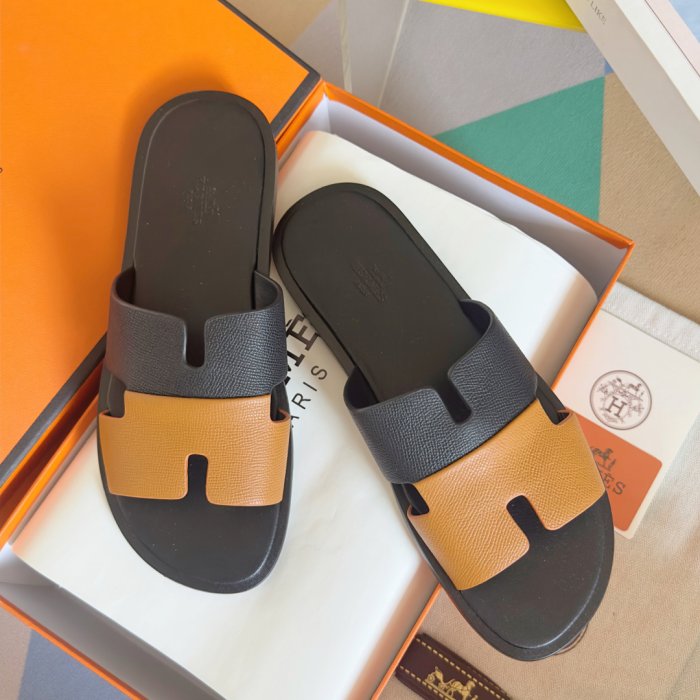 Шлепанцы женские