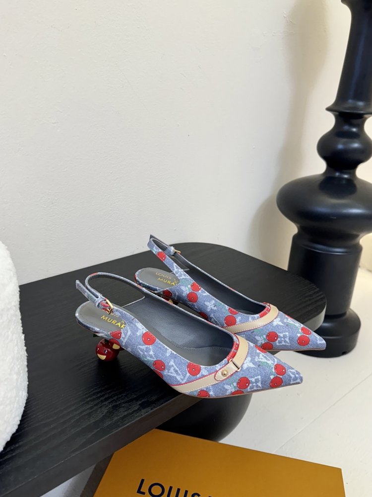 Босоніжки фото 2