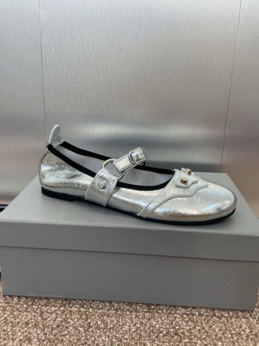 Босоножки фото 2