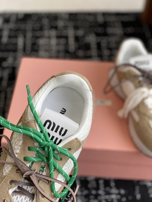 Кроссовки фото 8