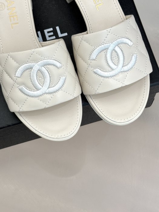 Босоножки фото 7