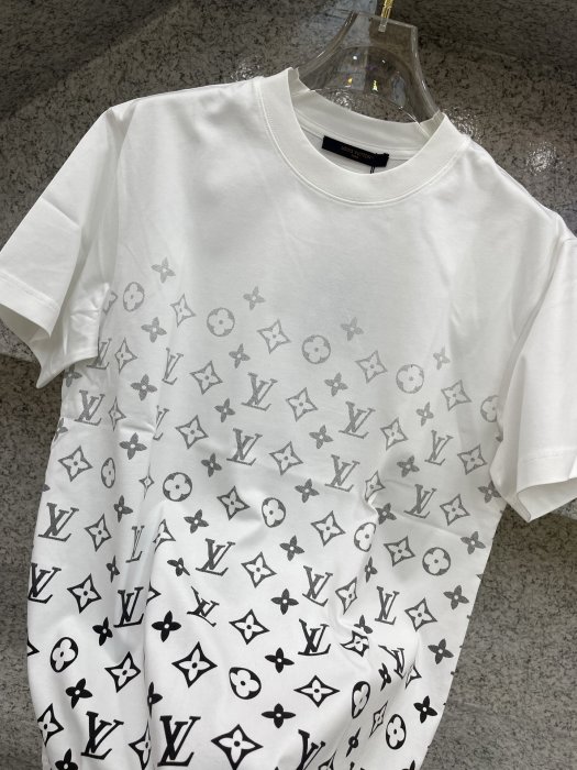 T-shirt men's фото 5