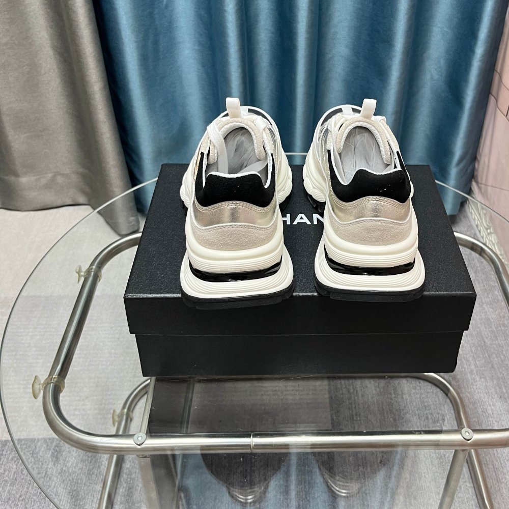 Кроссовки женские фото 3