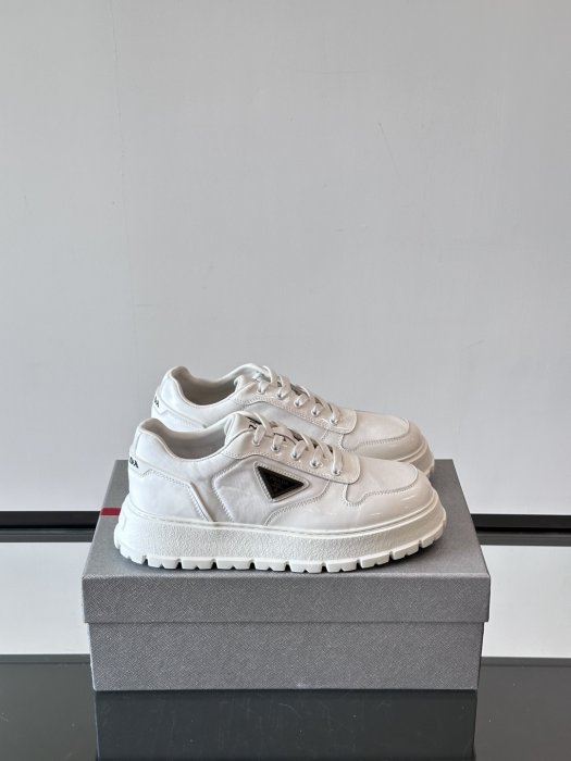 Кроссовки мужские