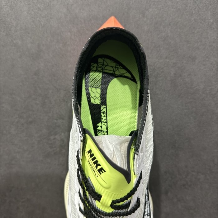 Sneakers ZoomX Vaporfly Next% фото 7