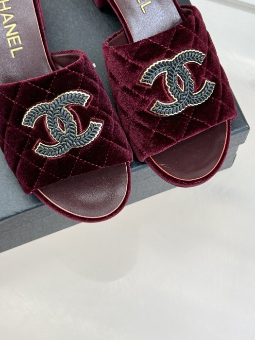 Босоножки фото 7