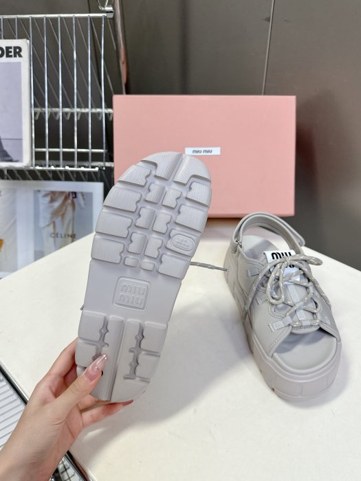 Кроссовки фото 9