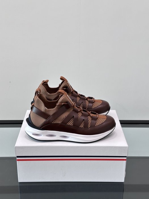 Кроссовки мужские