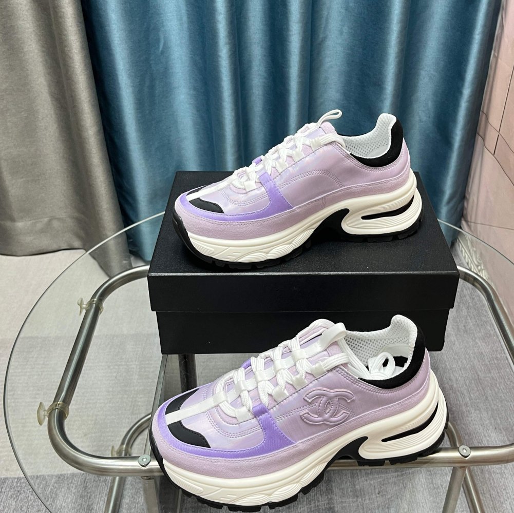 Кроссовки женские фото 7