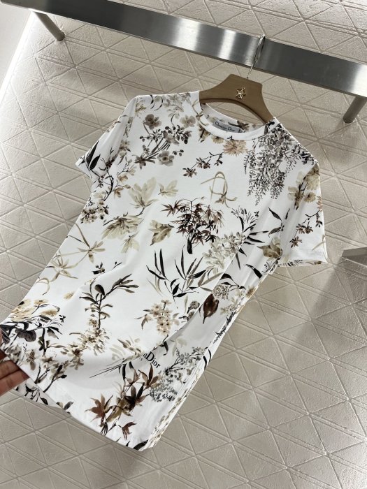 Футболка женская фото 6