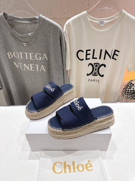 Шльопанці жіночі фото 3