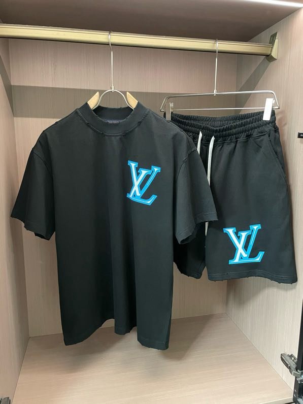 Costume male (T-shirt and shorts)