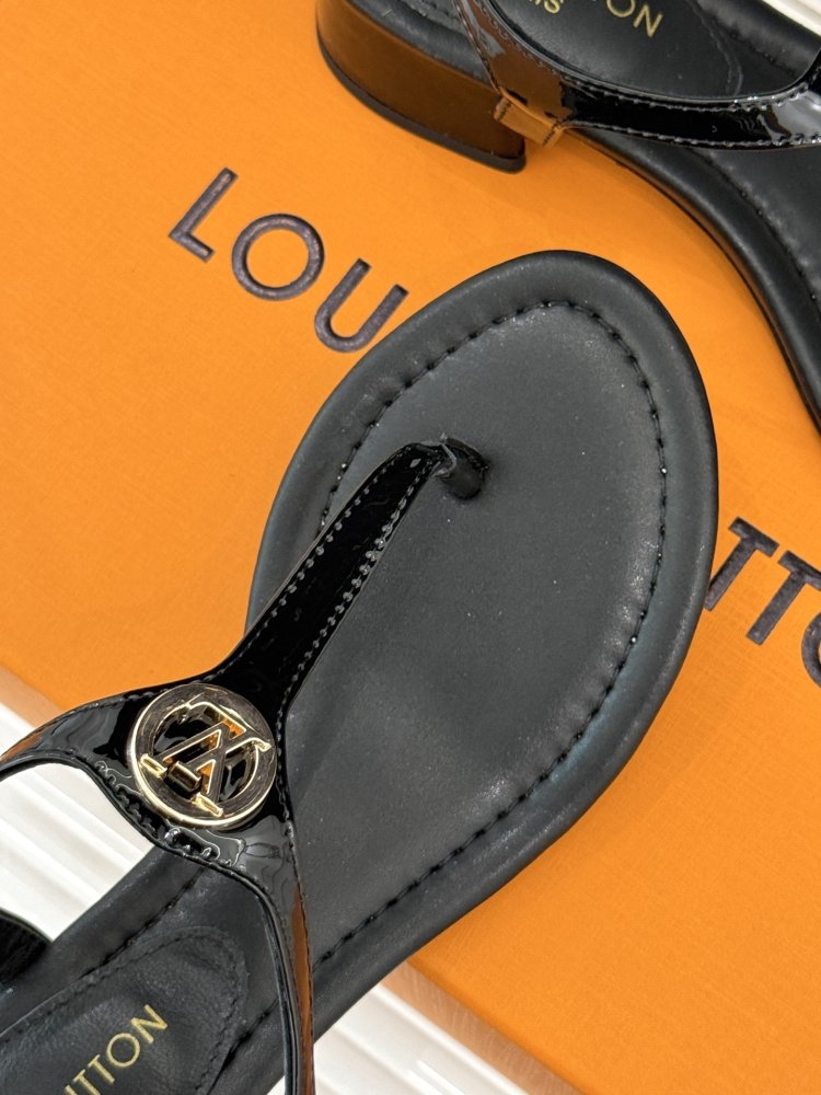 Босоніжки фото 7