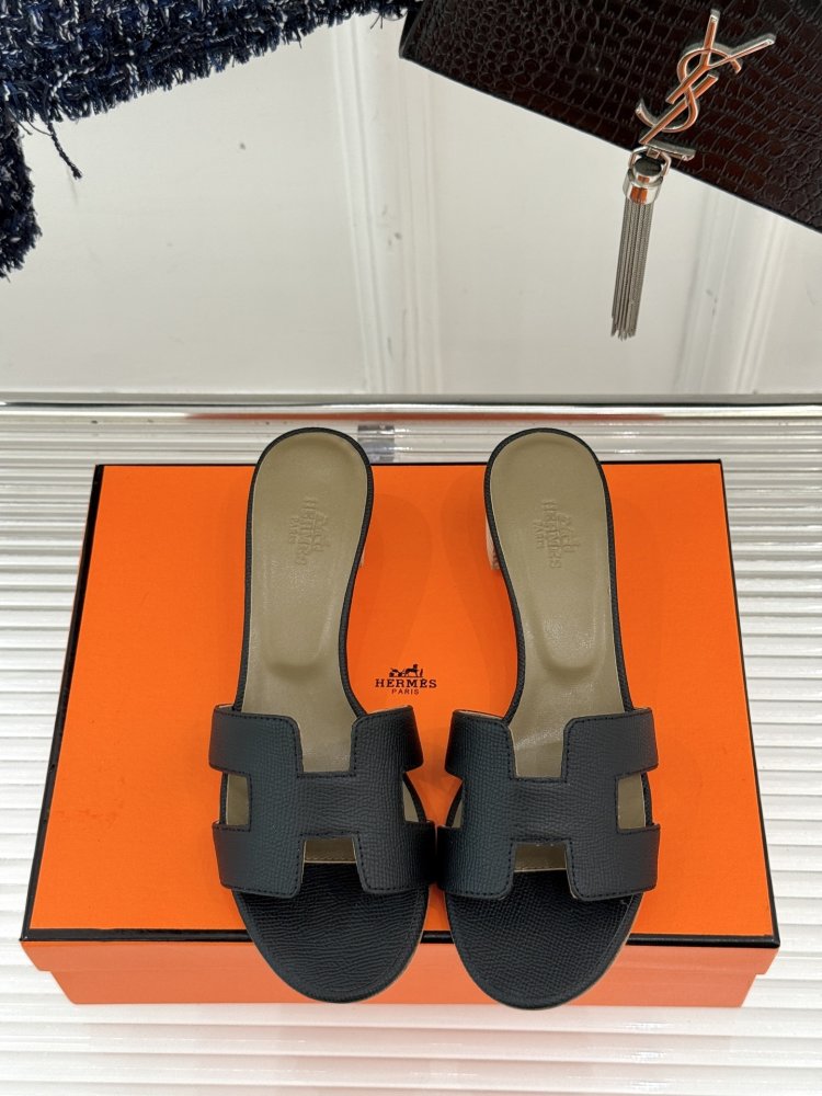 Босоножки фото 4