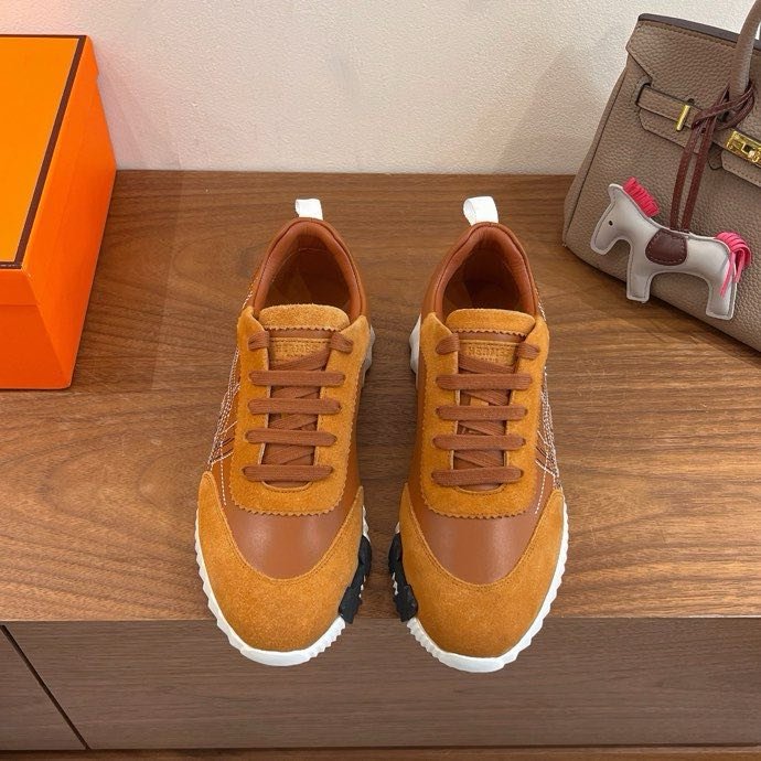 Кроссовки фото 3