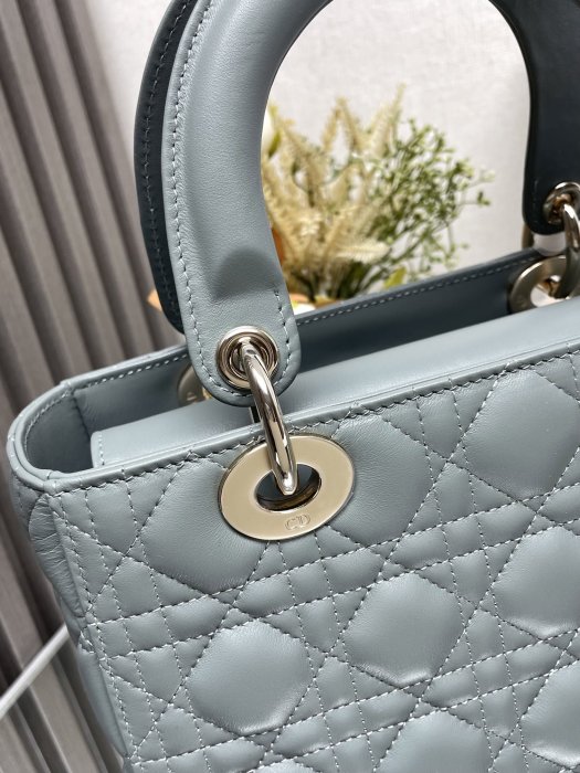 A bag women's Lady Dior 24 cm фото 3