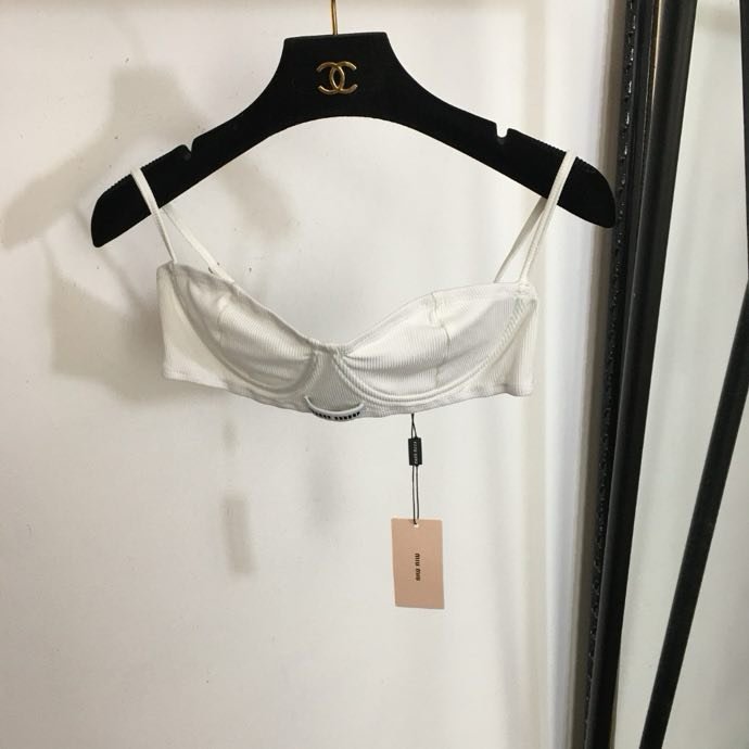 Костюм женский фото 5