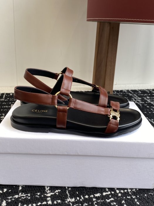 Сандалии женские фото 2