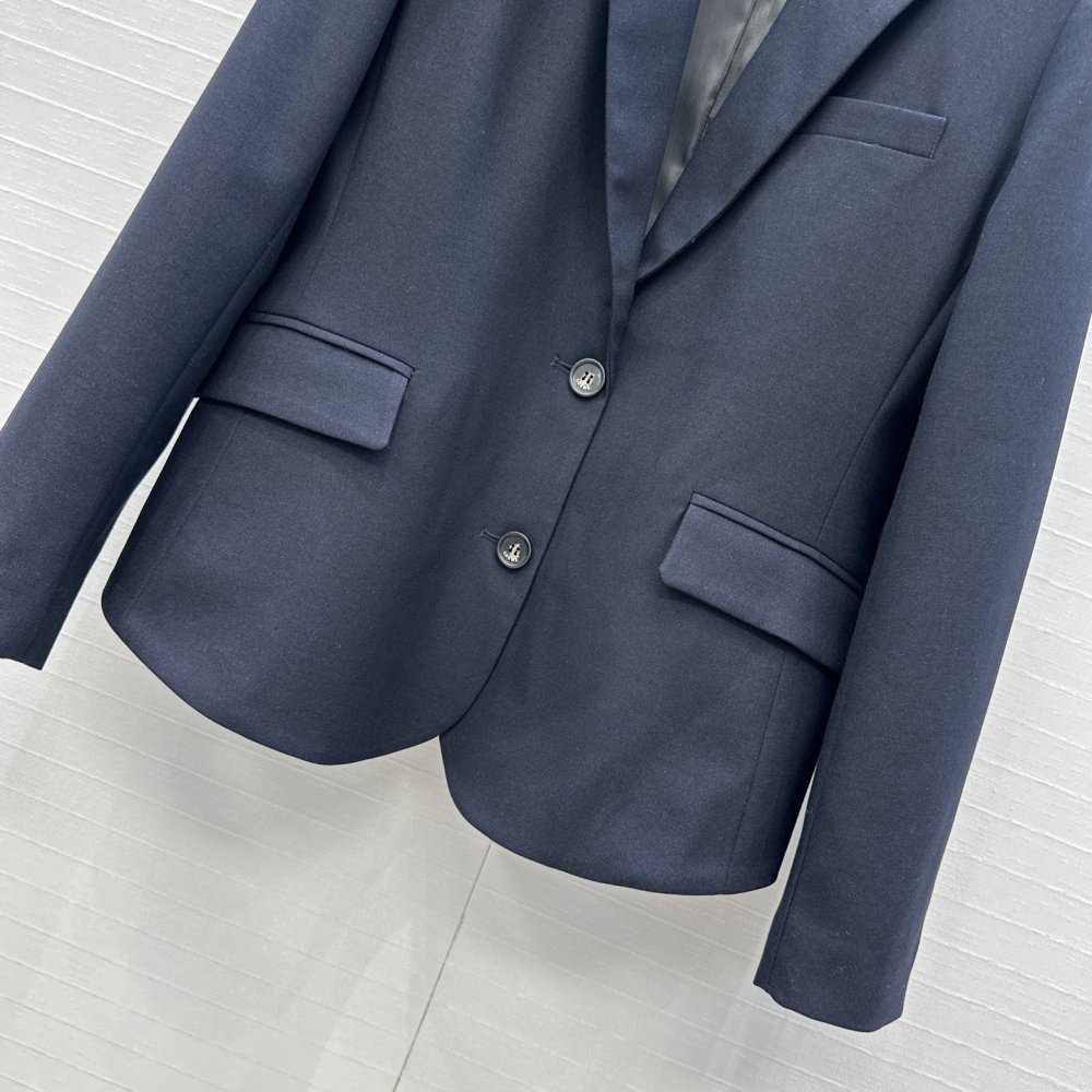 Длейзер female from buckle on zone фото 5