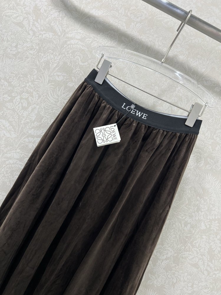 Long velvet skirt фото 3