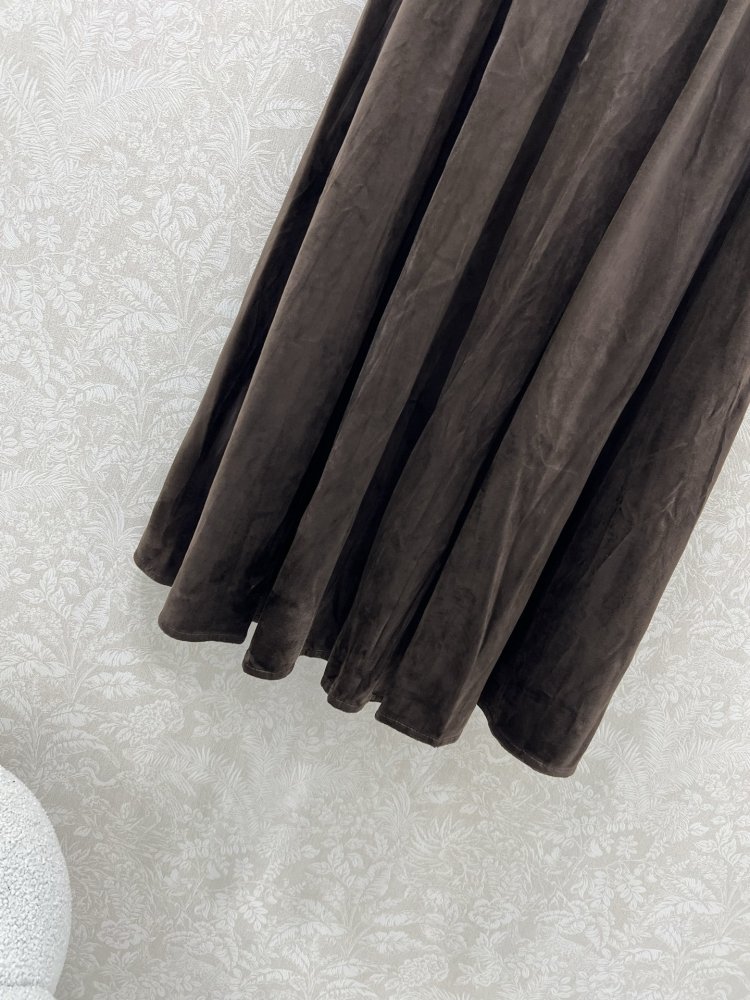 Long velvet skirt фото 5